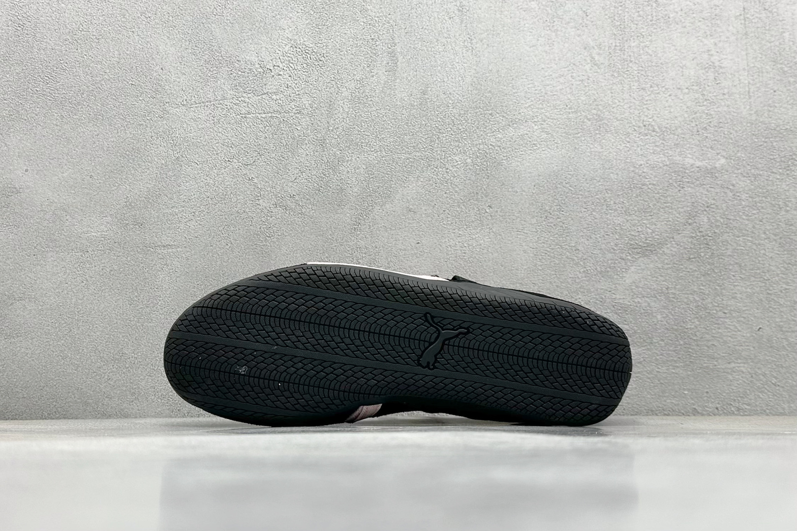  终端放店
FS版 Puma Speedcat Ballet 彪马薄底系列 复古运动休闲跑鞋 
鞋面设计