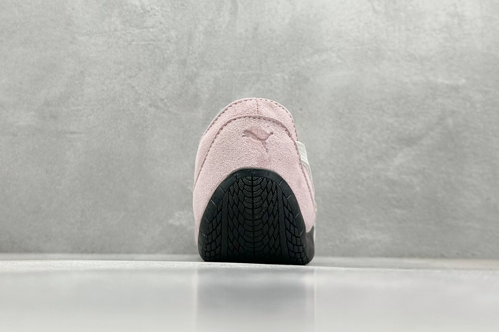  终端放店
FS版 Puma Speedcat Ballet 彪马薄底系列 复古运动休闲跑鞋 
鞋面设计
