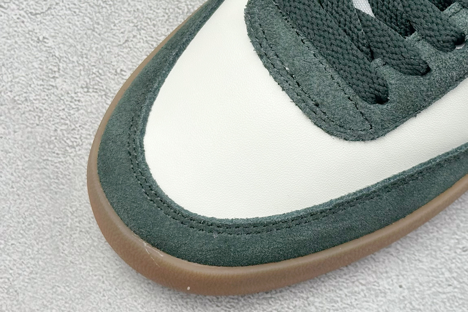  终端放店
FS版 Nk Killshot II Leather 低帮休闲板鞋 
渠道原装订单 采用米白