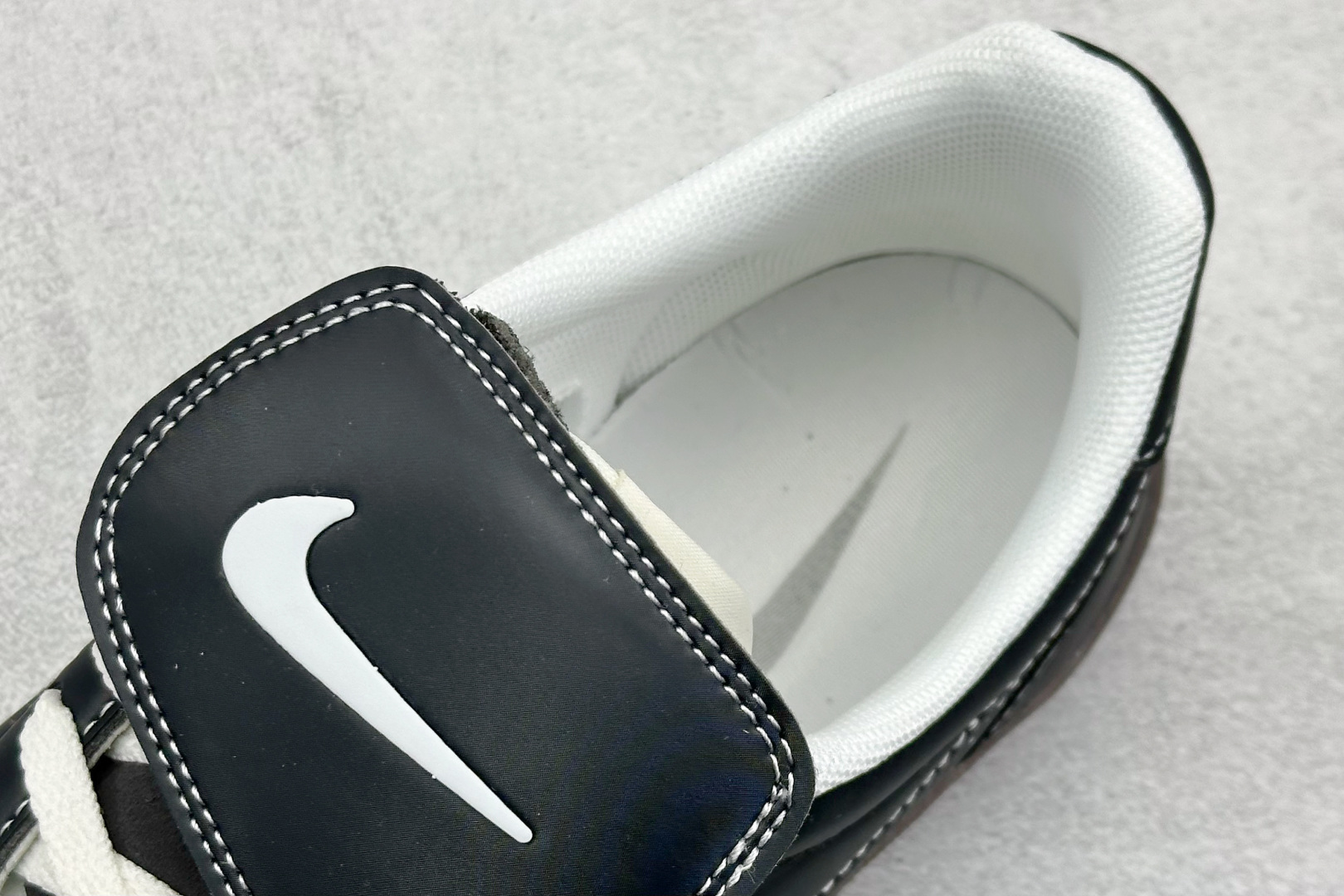  终端放店
FS版 Nk Killshot II Leather 低帮休闲板鞋 
渠道原装订单 采用米白