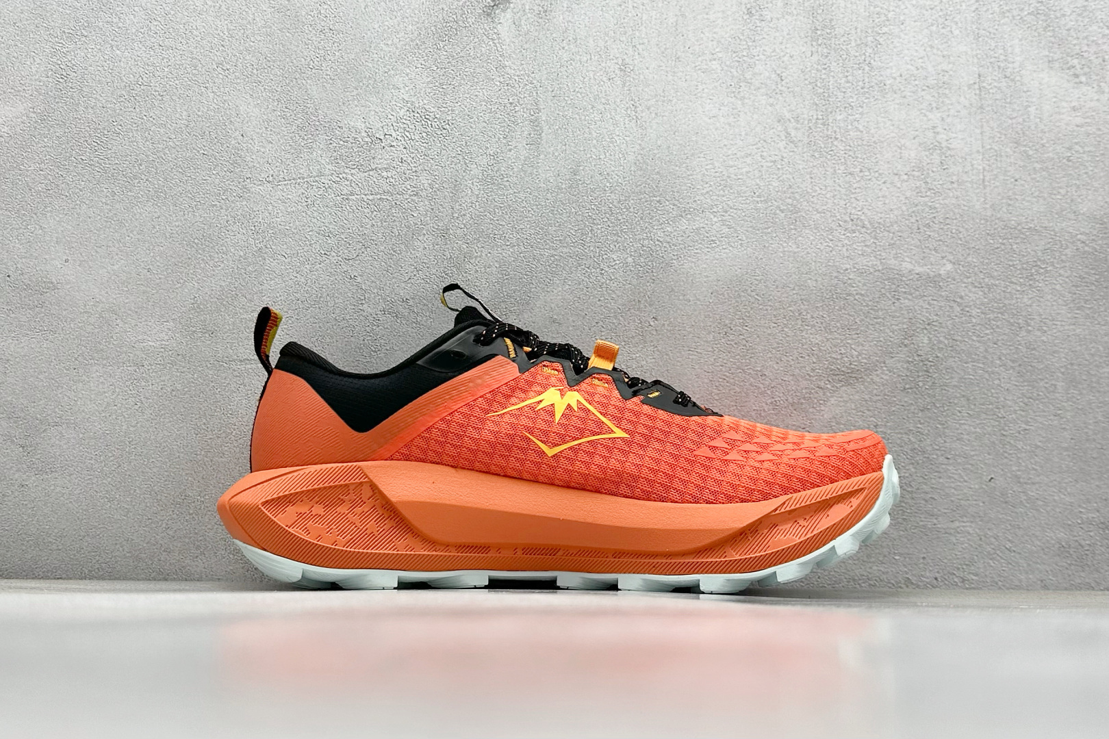  
Asics Gel-Trabuco 13 亚瑟士复古透气休闲鞋缓震耐磨跑步鞋
#鞋面采用无缝线鞋面