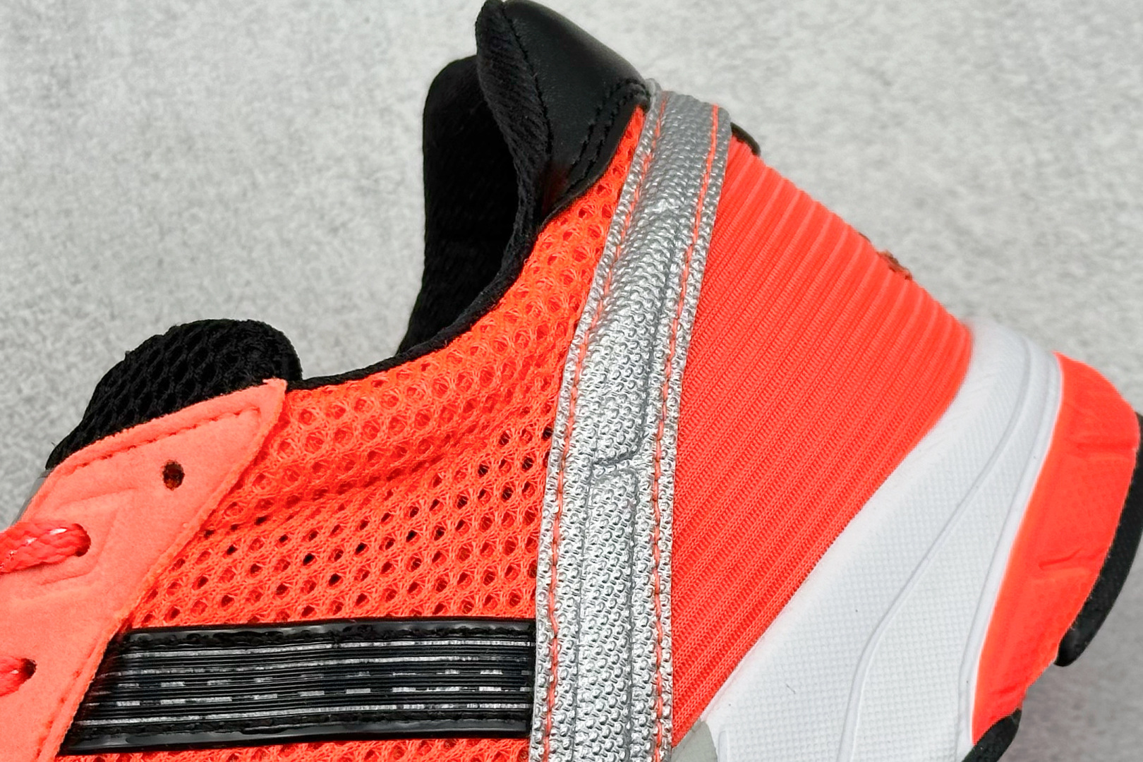  
Adidas originals Neftenga x WALES BONNER
舒适柔软防滑耐磨低