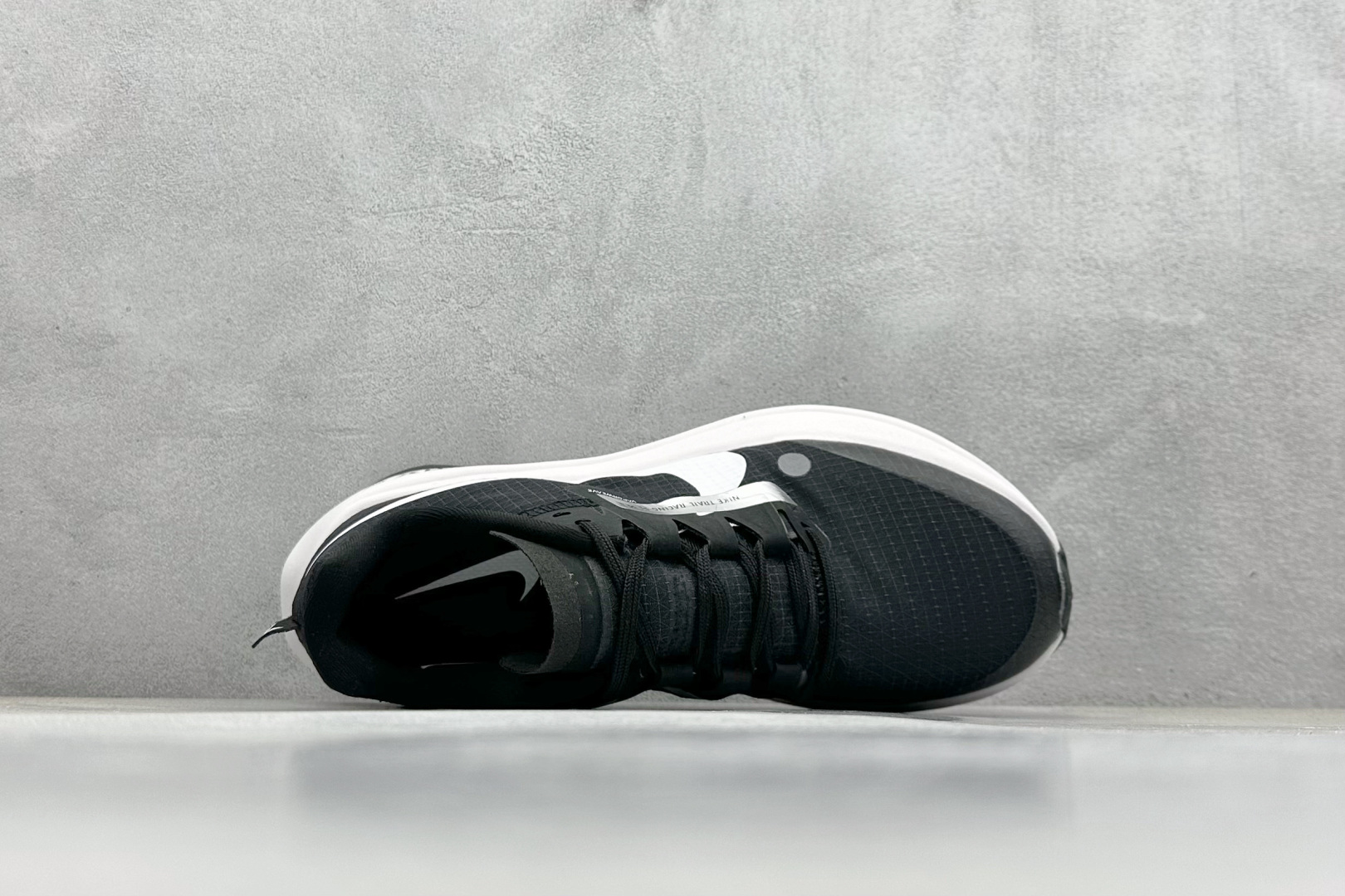  
XL版 Nike Air Zoomx UL TRAFLY TRAIL 登月休闲运动跑步鞋 

货号：