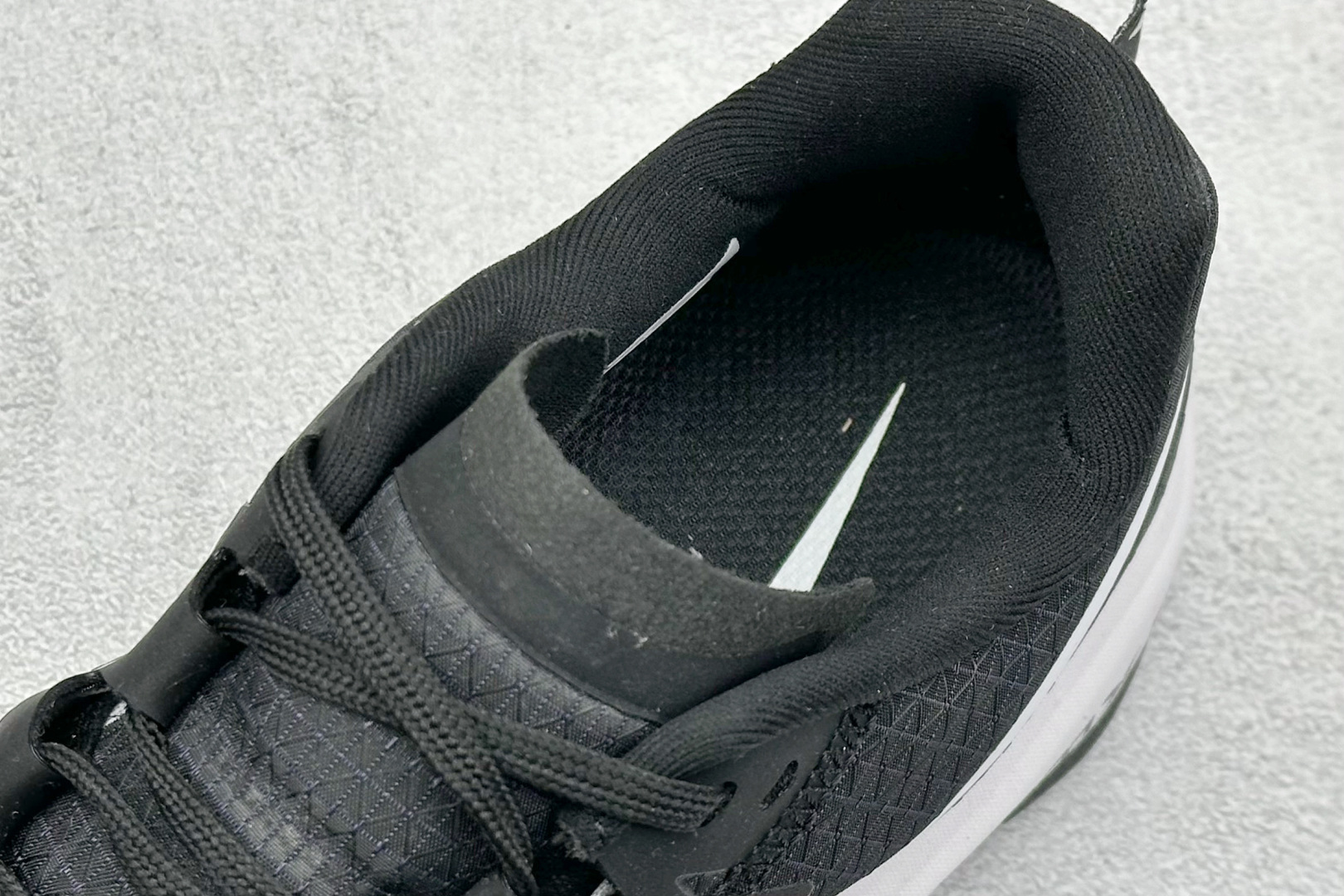  
XL版 Nike Air Zoomx UL TRAFLY TRAIL 登月休闲运动跑步鞋 

货号：