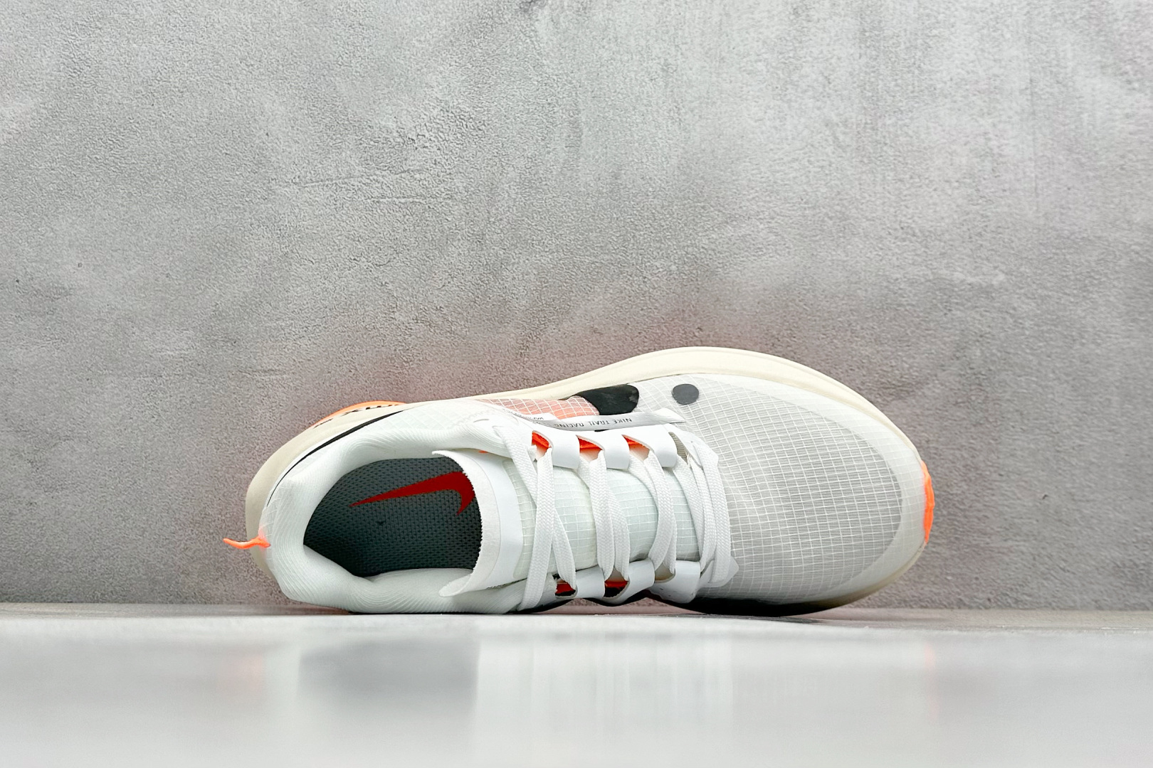  
XL版 Nike Air Zoomx UL TRAFLY TRAIL 登月休闲运动跑步鞋 

货号：