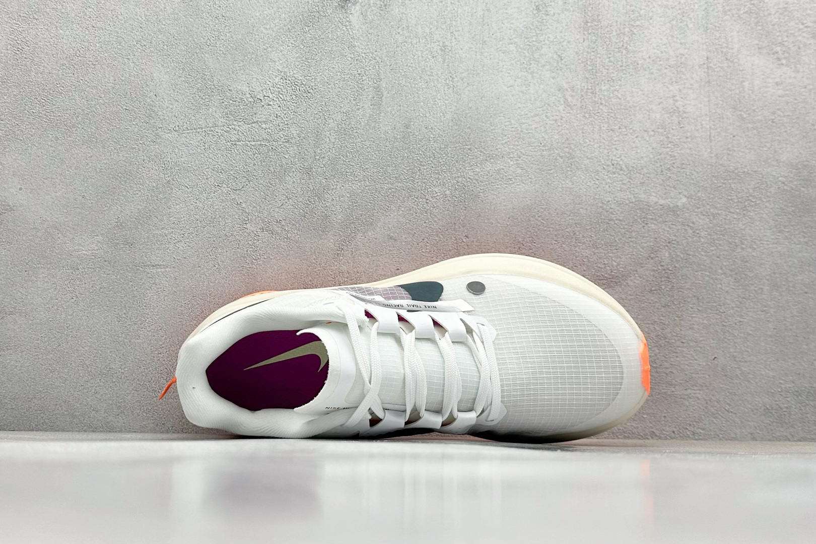  
XL版 Nike Air Zoomx UL TRAFLY TRAIL 登月休闲运动跑步鞋 

货号：