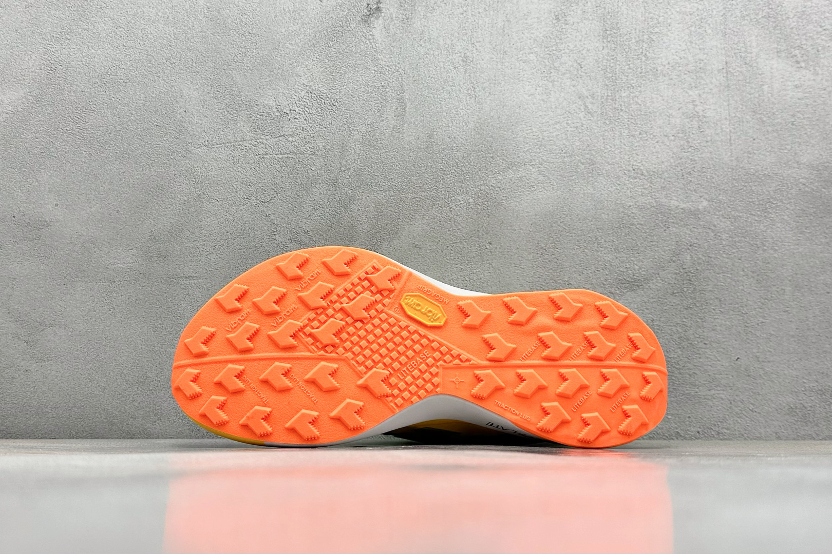  
XL版 Nike Air Zoomx UL TRAFLY TRAIL 登月休闲运动跑步鞋 

货号：