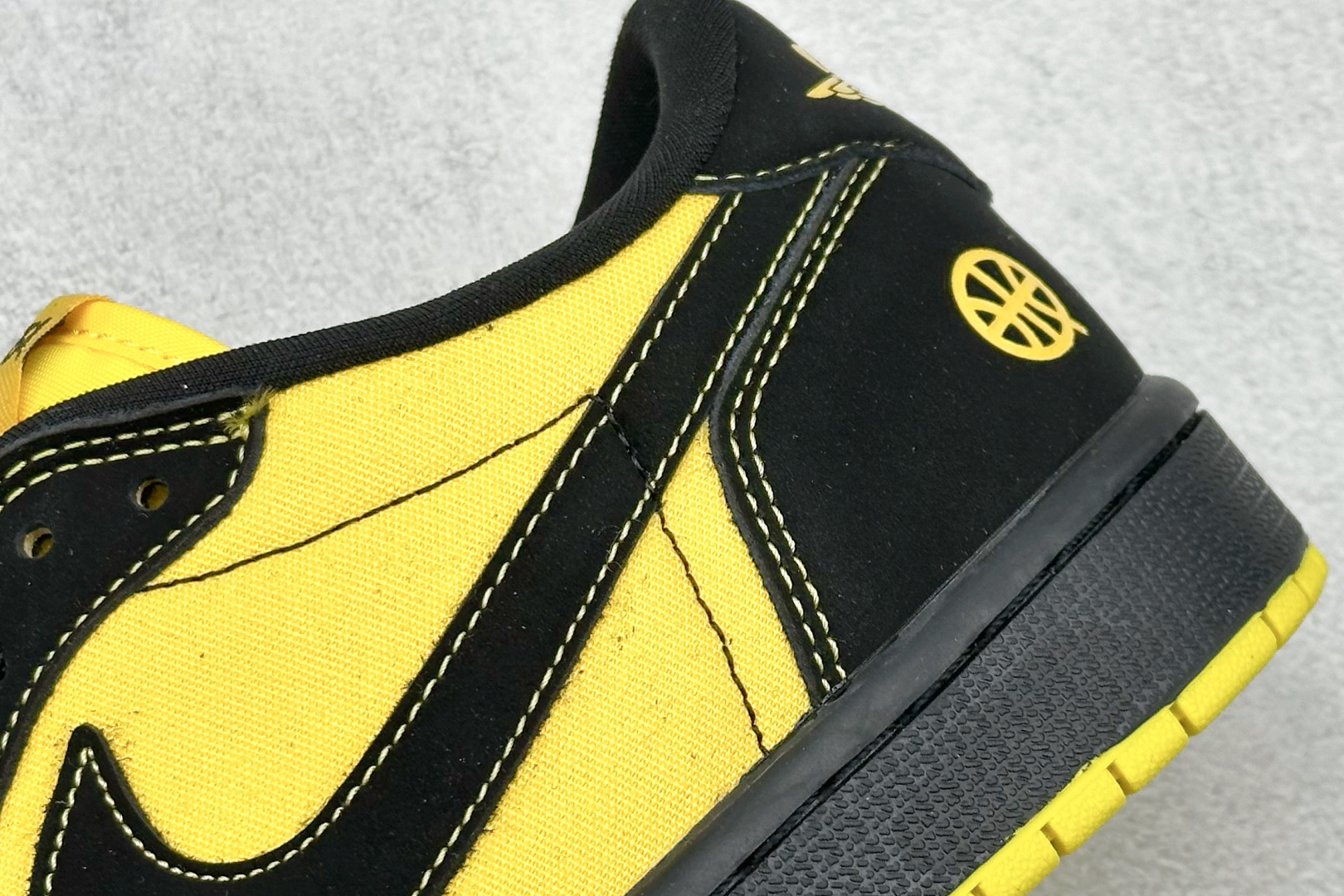  
K Air Jordan 1 Low 低帮复古篮球鞋
#定制鞋盒 大厂纯原品质出货 超高清洁度 皮