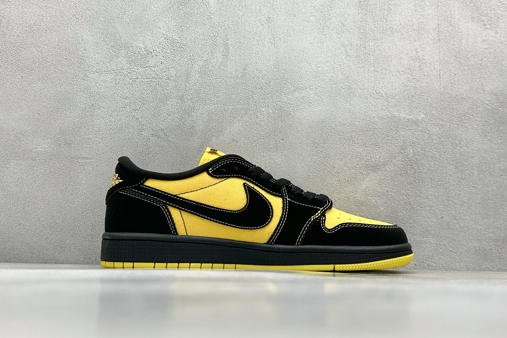  
K Air Jordan 1 Low 低帮复古篮球鞋
#定制鞋盒 大厂纯原品质出货 超高清洁度 皮