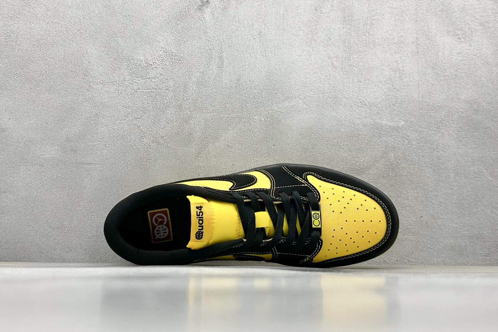  
K Air Jordan 1 Low 低帮复古篮球鞋
#定制鞋盒 大厂纯原品质出货 超高清洁度 皮