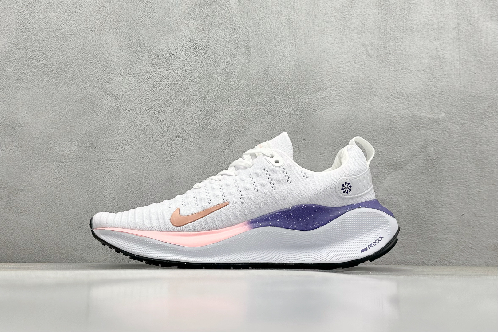奥莱福利 
NIKE Zoom React Infinity Run Fk 4
马拉松机能风格运动鞋 
