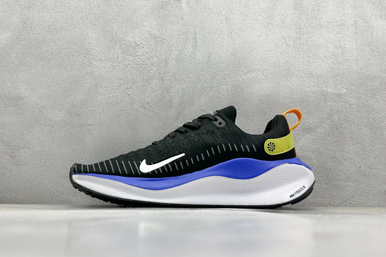 奥莱福利 
NIKE Zoom React Infinity Run Fk 4
马拉松机能风格运动鞋 
