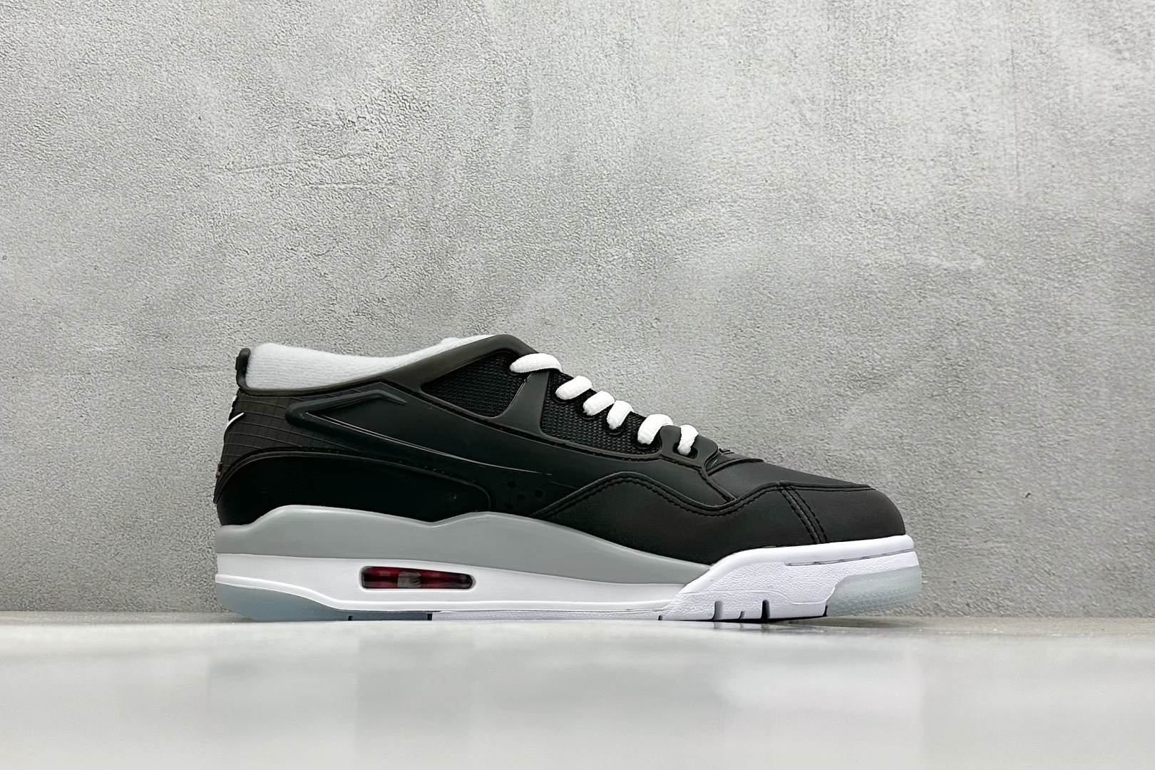 终端放店
F版 Nike Air Jordan 4 Retro RM 乔丹四代
纯原大厂出品
Air