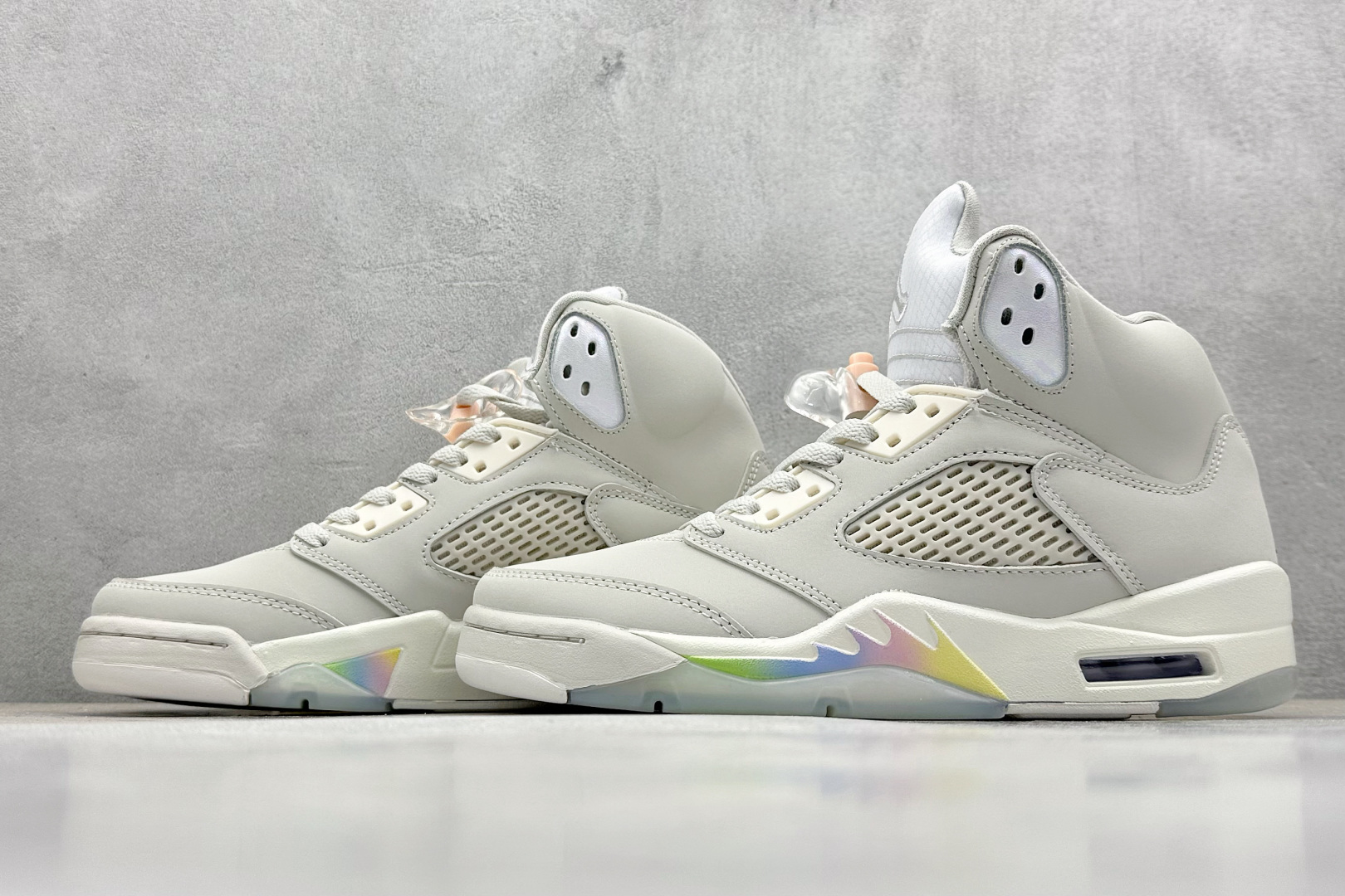 终端放店
KW版 Air Jordan 5 Low El Grito AJ5 乔5 墨西哥 低帮篮球鞋