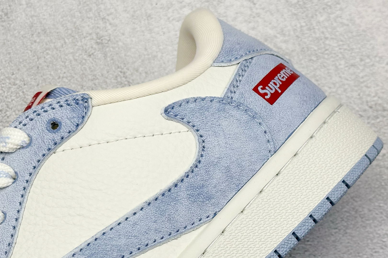 终端放店
XC版 Travis Scott x Nike Air Jordan 1 Low x Sup
