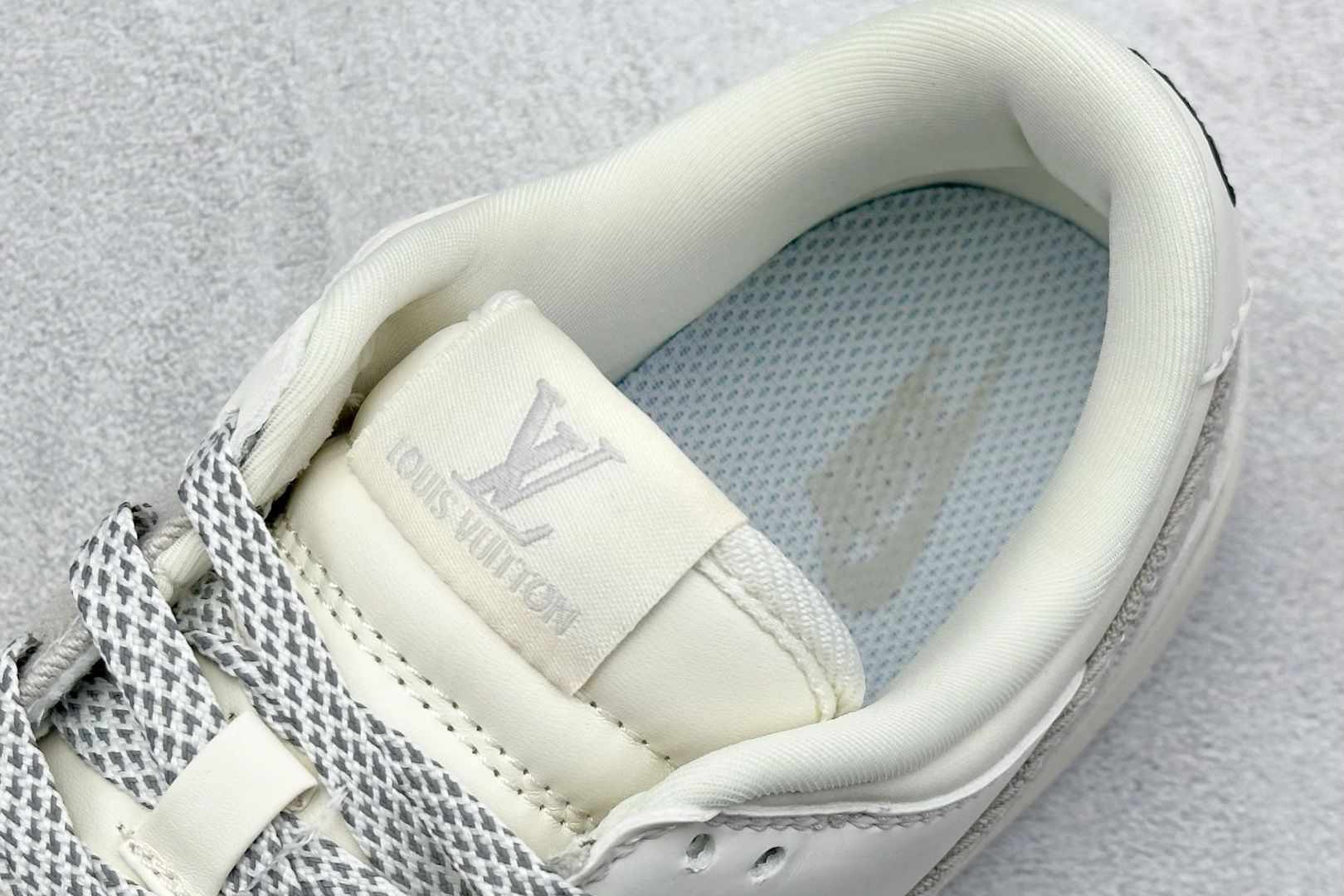  终端放店
XC版 Nk SB Dunk Low LV联名-米灰牛仔 周年高端定制 低帮休闲板鞋 
#定
