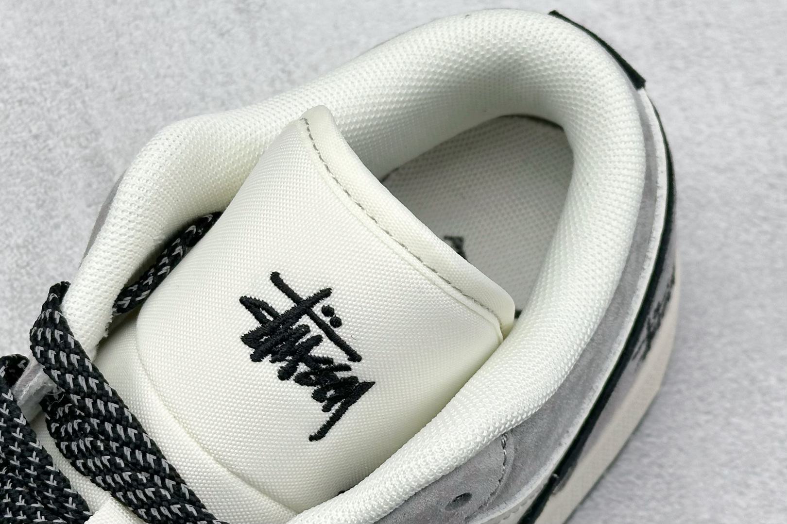 XC版 Air Jordan 1 Low AJ1 乔1 斯图西联名 黑勾 高端定制 低帮复古篮球鞋 XX3318-508