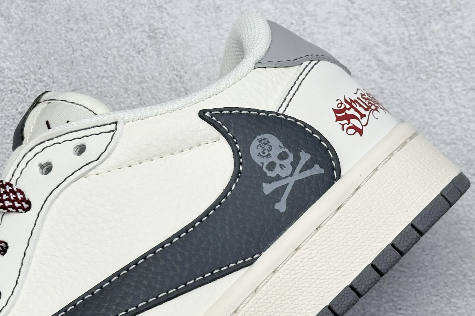 终端放店
XC版 Travis Scott x Fragment Design x Air Jorda