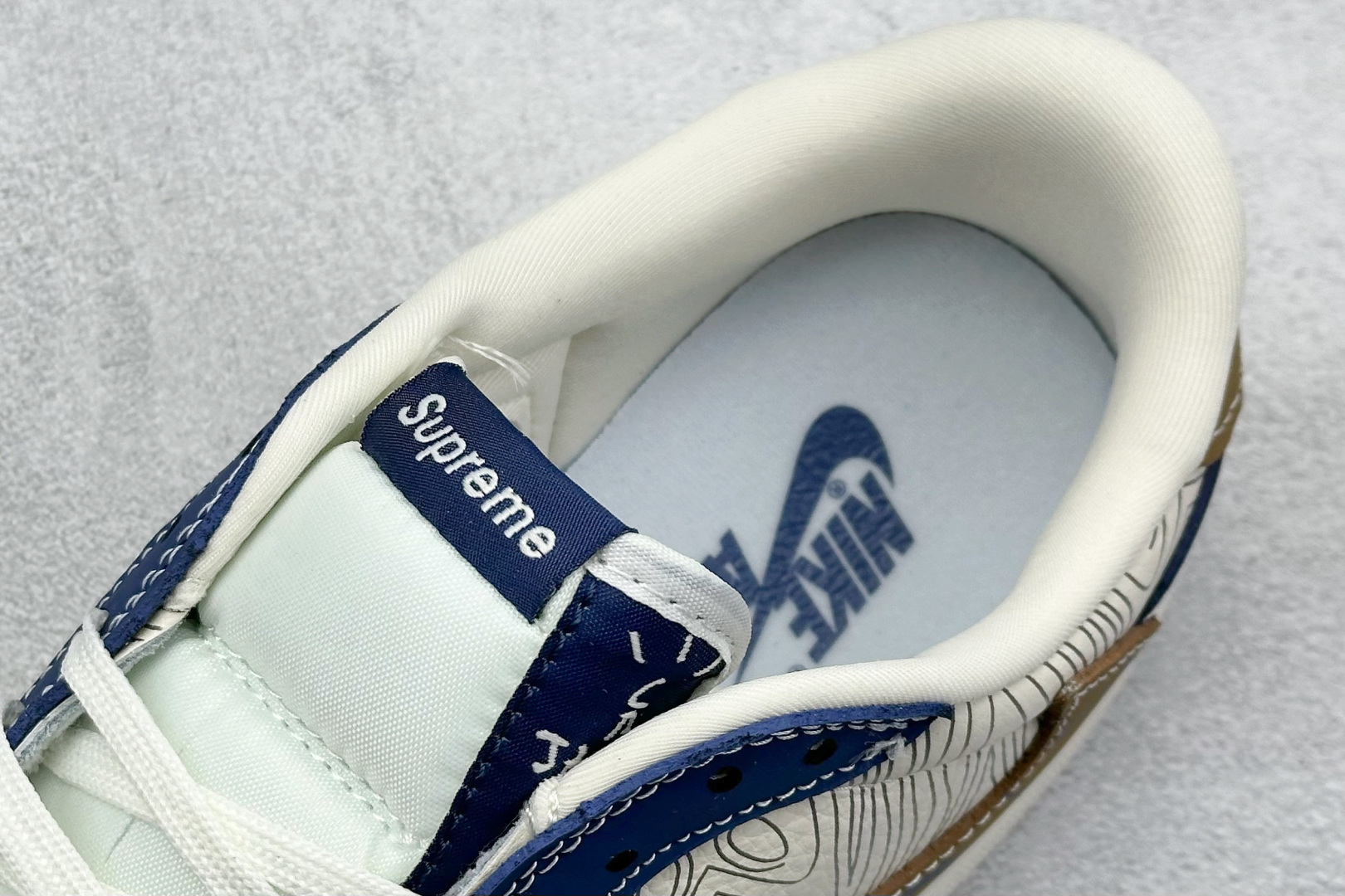 终端放店
XC版 Travis Scott x Fragment Design x Air Jorda