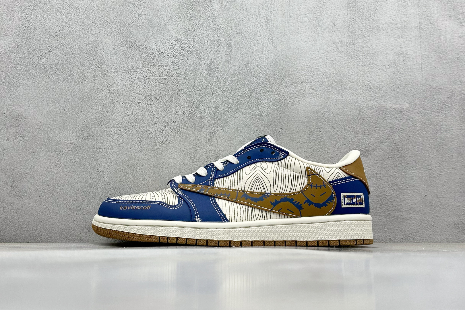 终端放店
XC版 Travis Scott x Fragment Design x Air Jorda