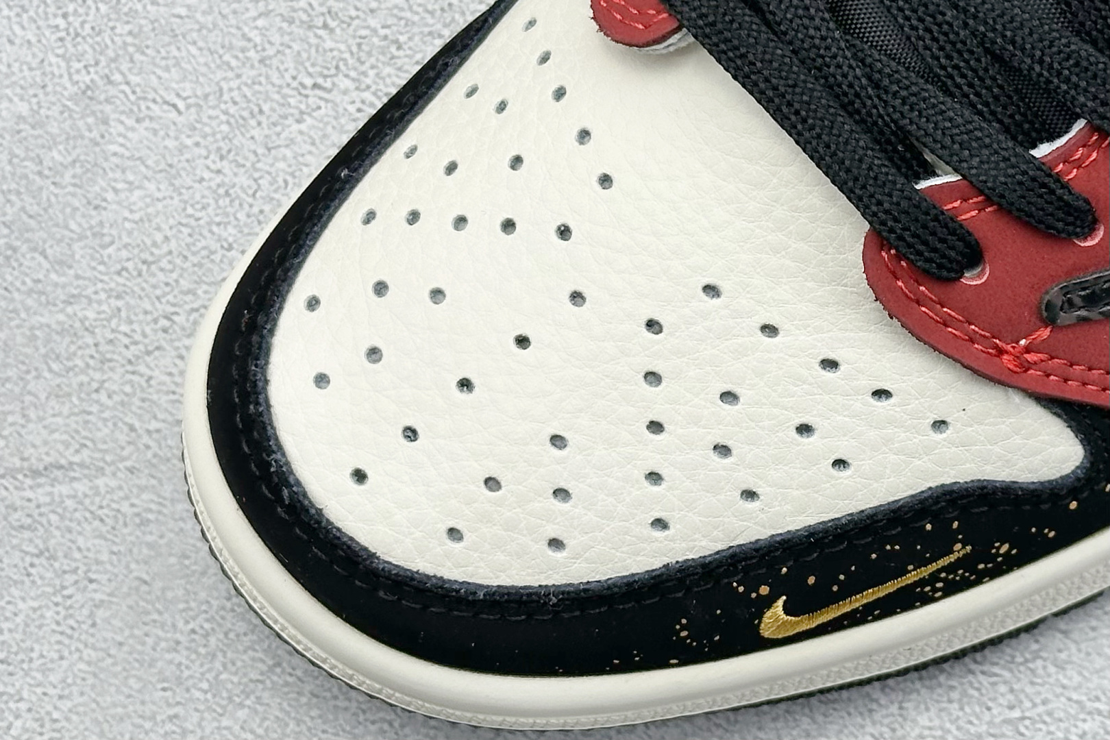 终端放店
XC版 Travis Scott x Fragment Design x Air Jorda