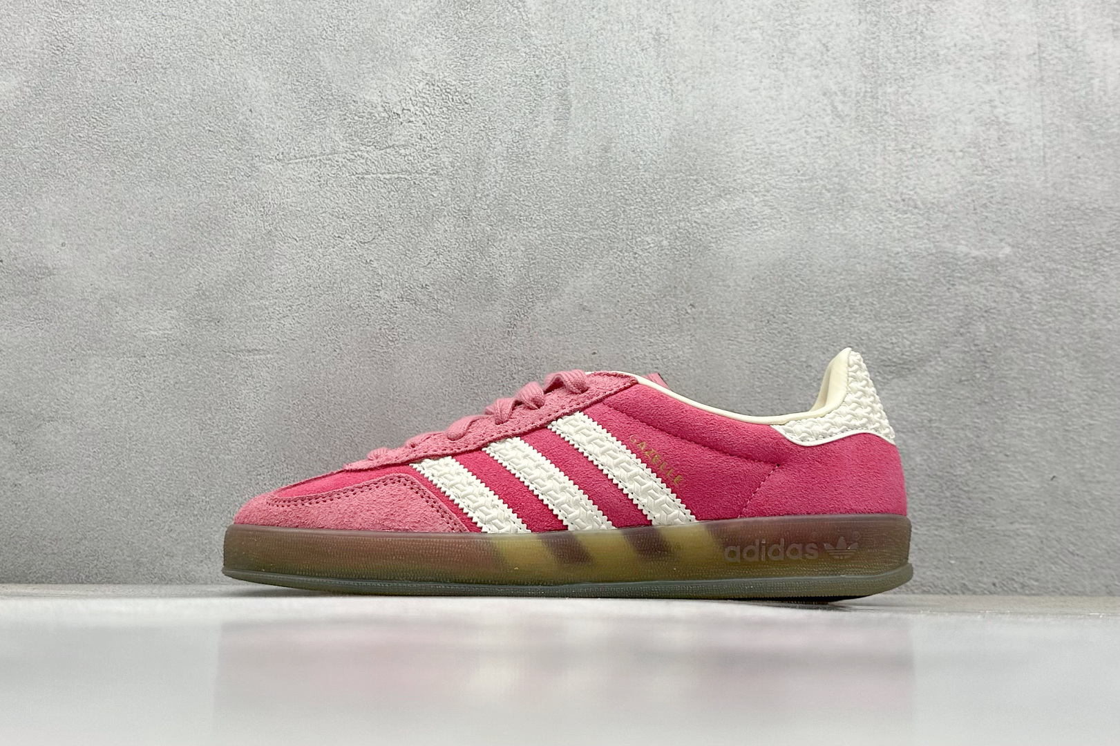  终端放店
XD版 AD Originals Gazelle INdoor 三叶草休闲防滑耐磨低帮板鞋 