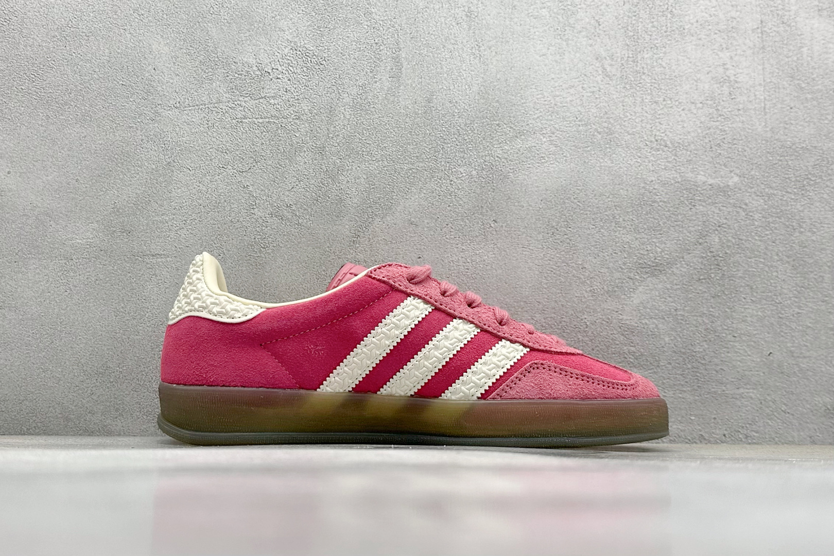  终端放店
XD版 AD Originals Gazelle INdoor 三叶草休闲防滑耐磨低帮板鞋 