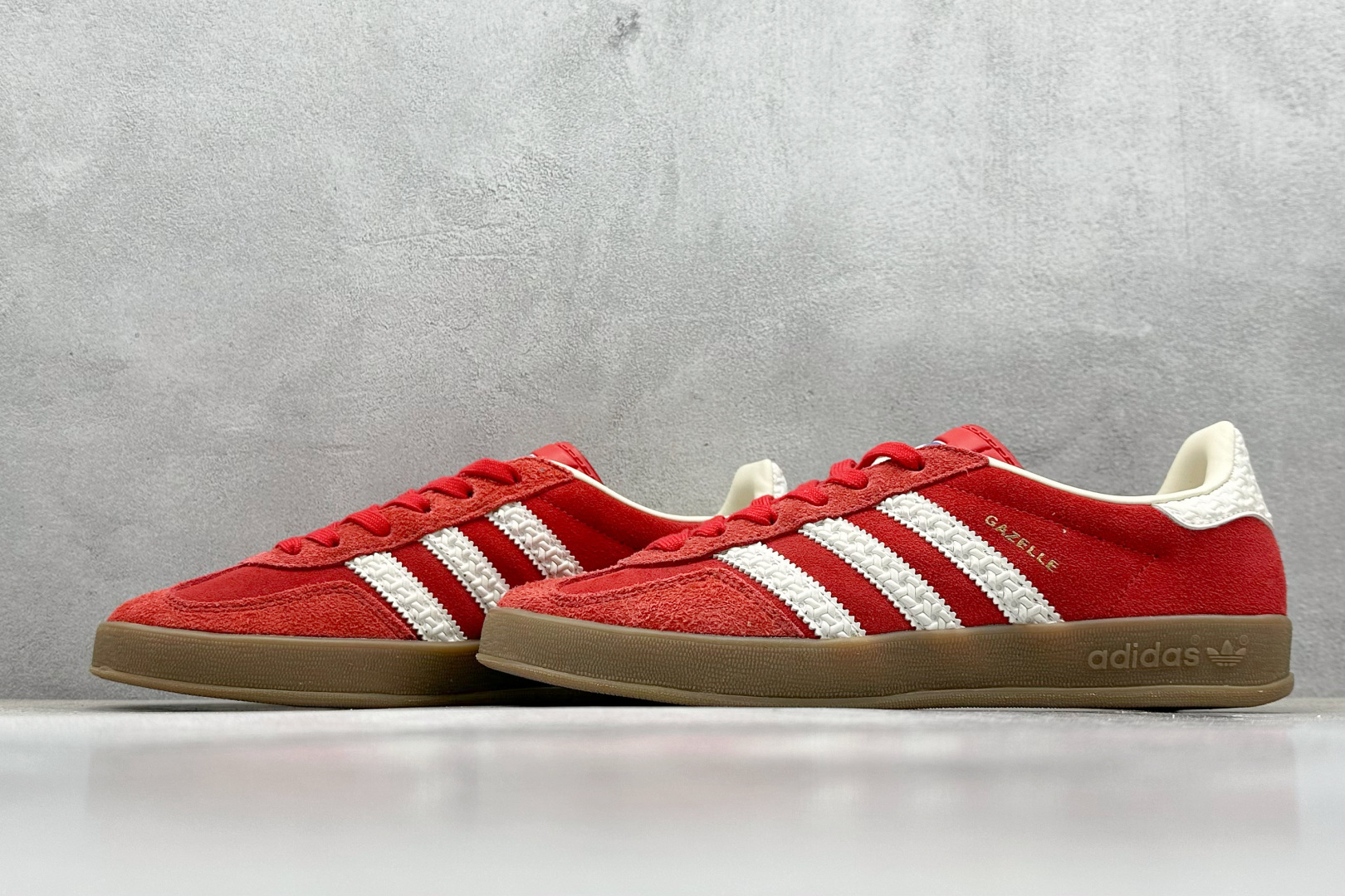 终端放店
XD版 AD Originals Gazelle INdoor 三叶草休闲防滑耐磨低帮板鞋 