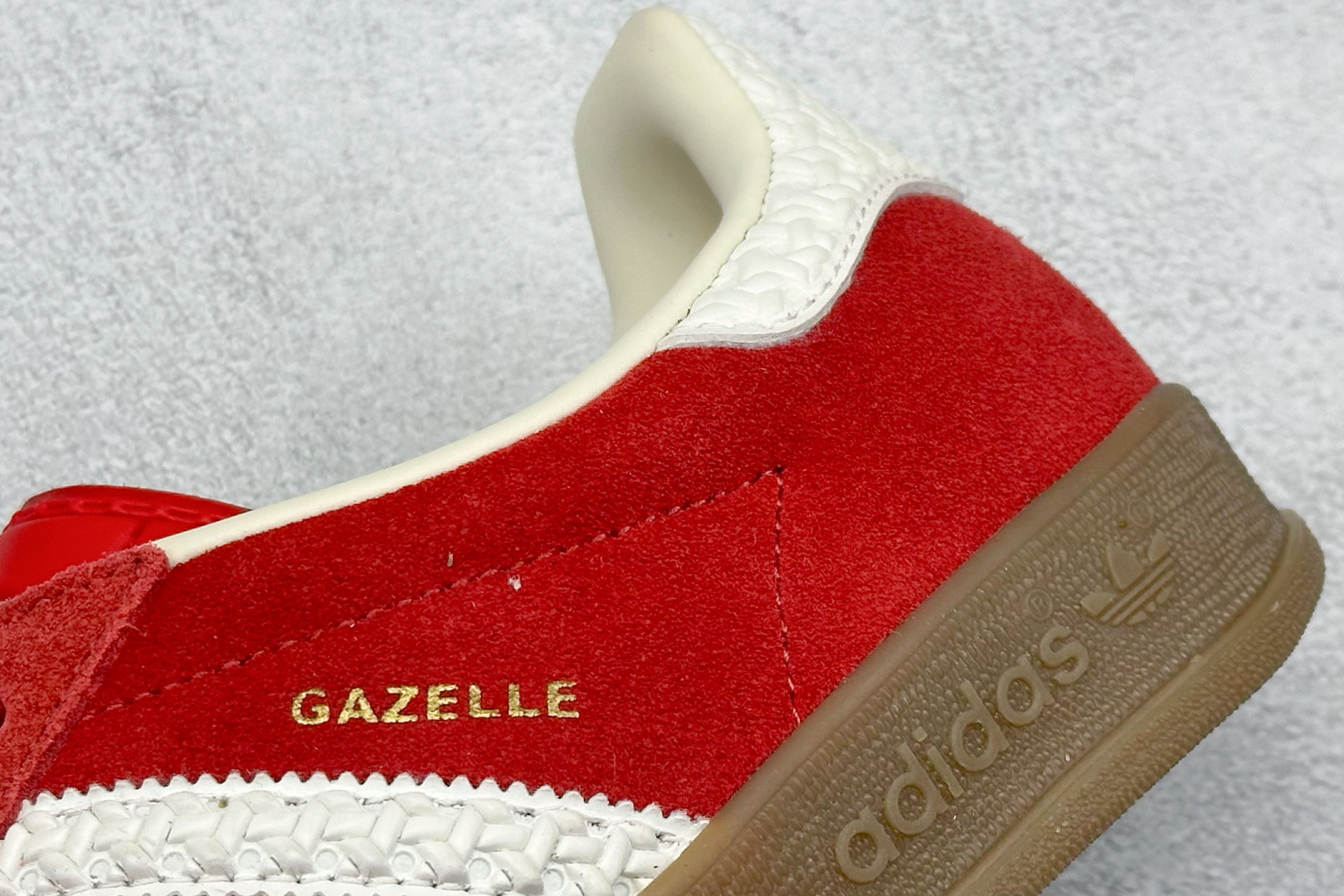  终端放店
XD版 AD Originals Gazelle INdoor 三叶草休闲防滑耐磨低帮板鞋 