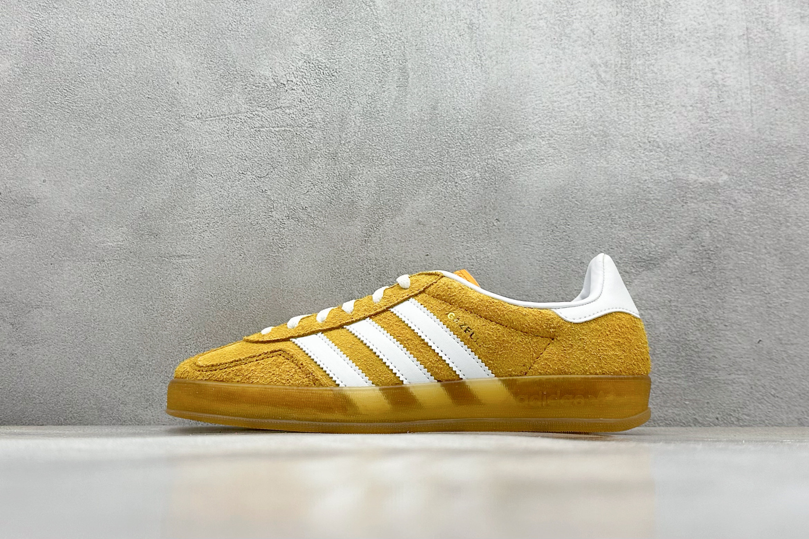  终端放店
XD版 AD Originals Gazelle INdoor 三叶草休闲防滑耐磨低帮板鞋 