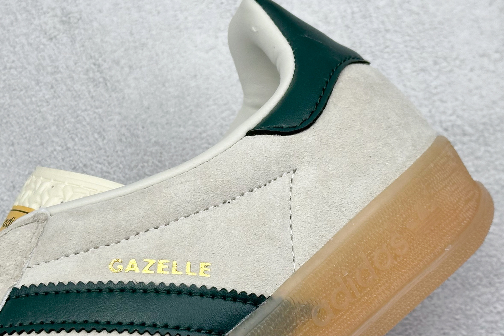  终端放店
XD版 AD Originals Gazelle INdoor 三叶草休闲防滑耐磨低帮板鞋 
