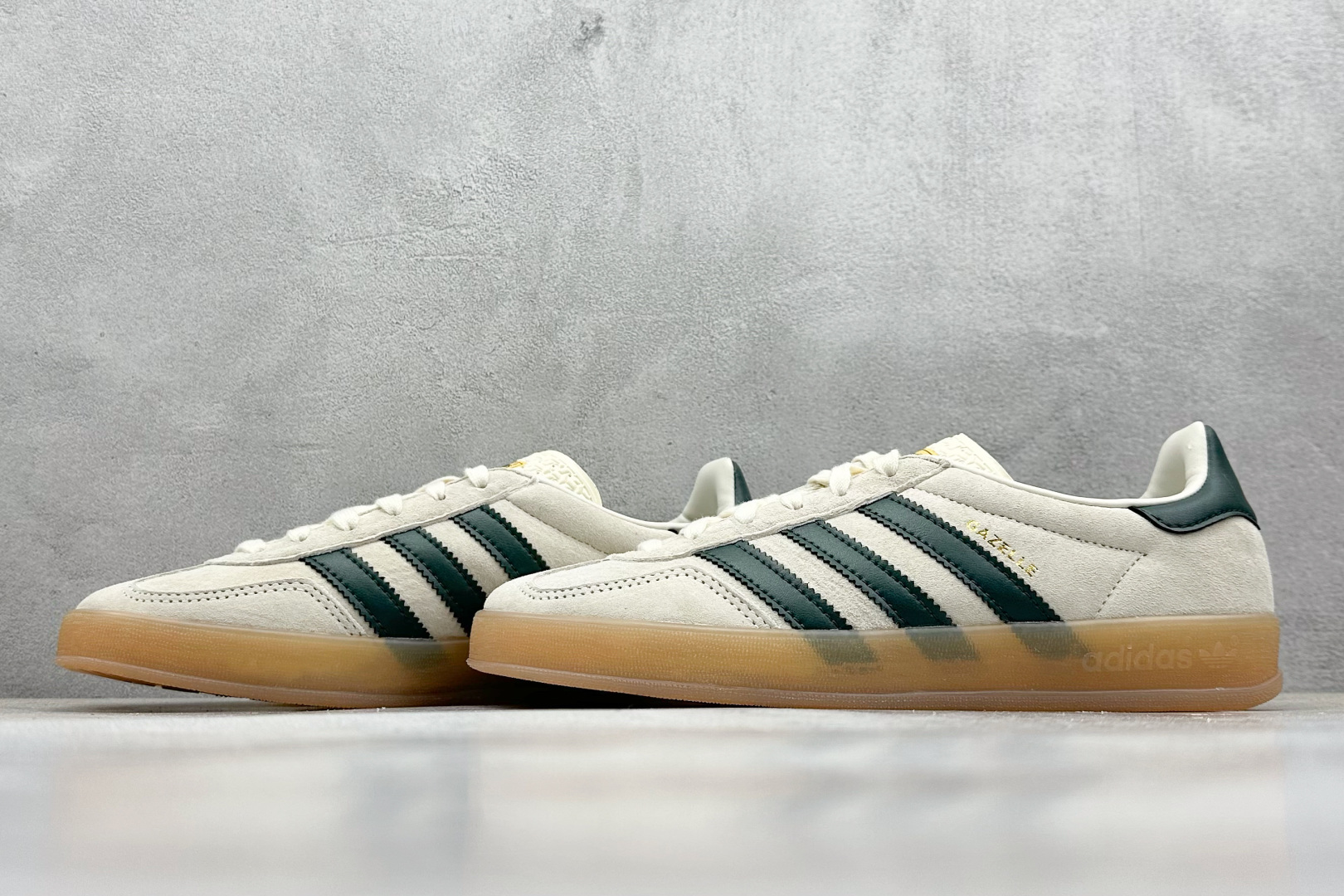  终端放店
XD版 AD Originals Gazelle INdoor 三叶草休闲防滑耐磨低帮板鞋 