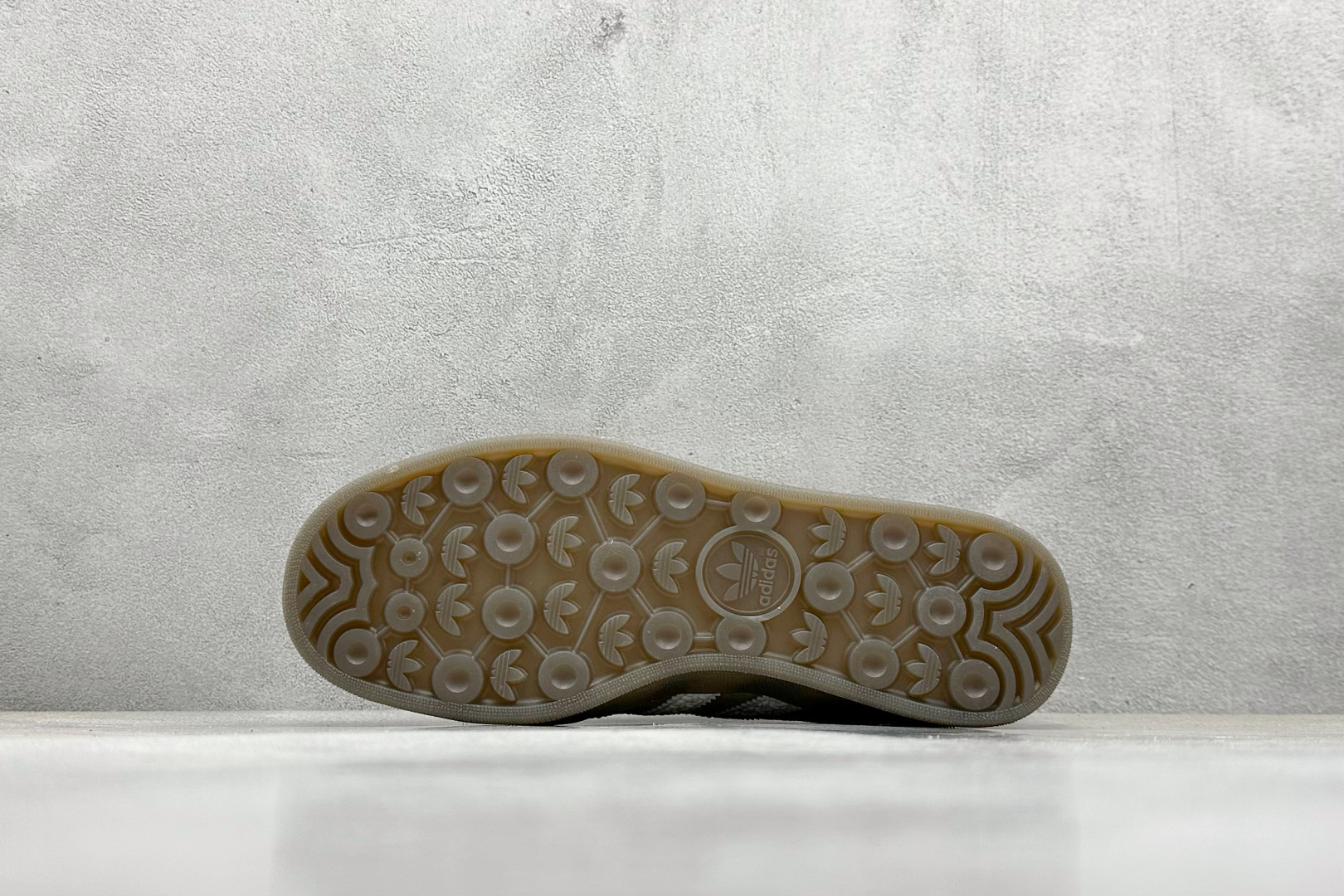  终端放店
XD版 AD Originals Gazelle INdoor 三叶草休闲防滑耐磨低帮板鞋 