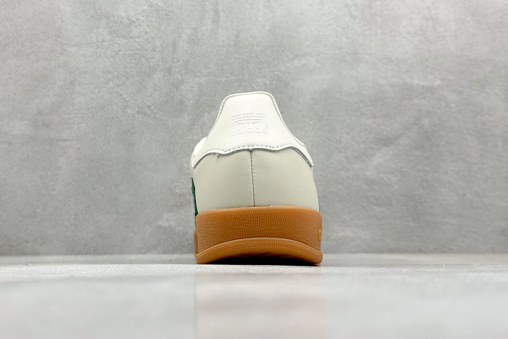  终端放店
XD版 AD Originals Gazelle INdoor 三叶草休闲防滑耐磨低帮板鞋 
