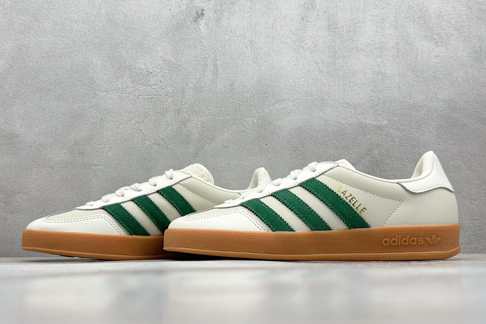  终端放店
XD版 AD Originals Gazelle INdoor 三叶草休闲防滑耐磨低帮板鞋 