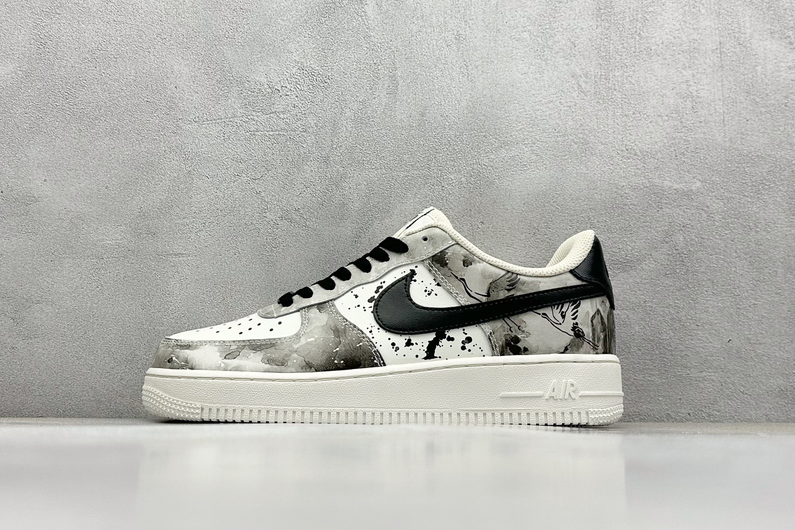  
Nike Air Force 1 Low 07 中国风 水墨定制 黑白
原楦头原纸板 打造纯正低帮空