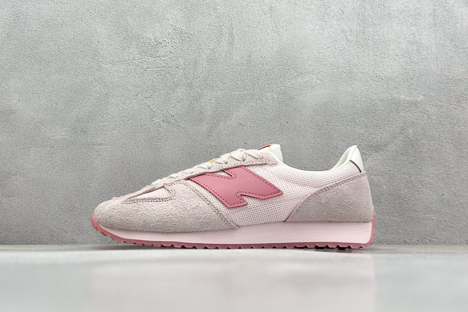  
New Balance NB471系列织物牛剖层革生活休闲鞋 

货号：U471FP
尺码：36 