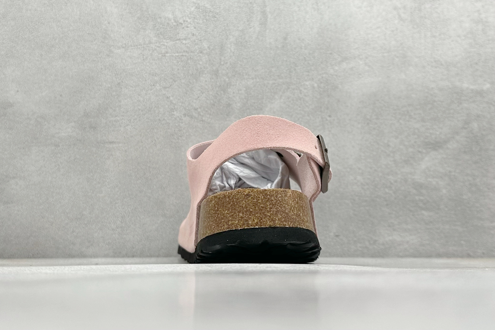  
BK版 博肯 Birkenstock Rio  二字拖
采用其特有的鞋床设计，贴合脚面穿着舒适，Bi
