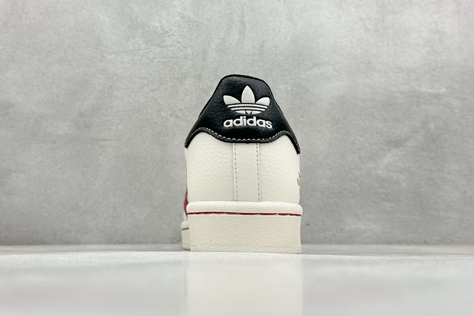 AD Originals Superstar x The North Face 白红黑 BZ2529