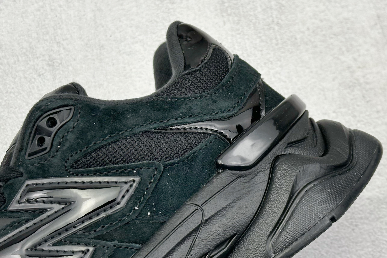 Joe Freshgoods x New Balance NB9060 联名款 复古休闲运动慢跑鞋