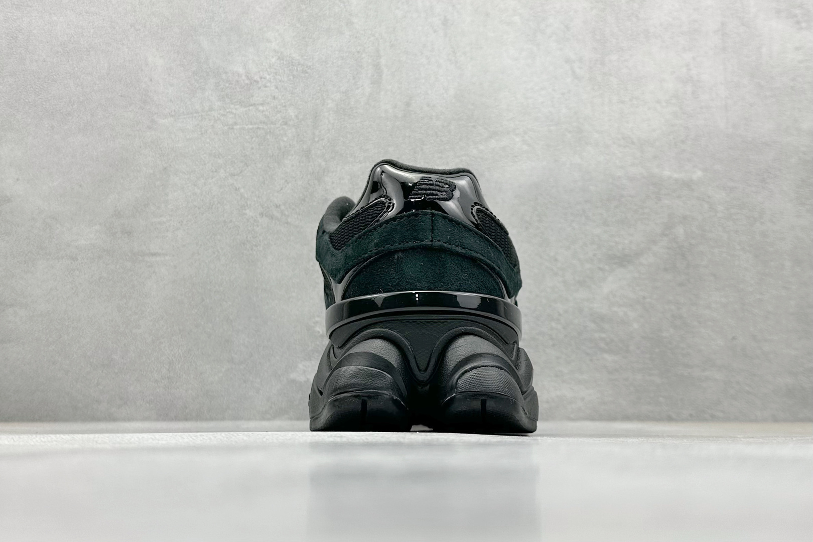 Joe Freshgoods x New Balance NB9060 联名款 复古休闲运动慢跑鞋