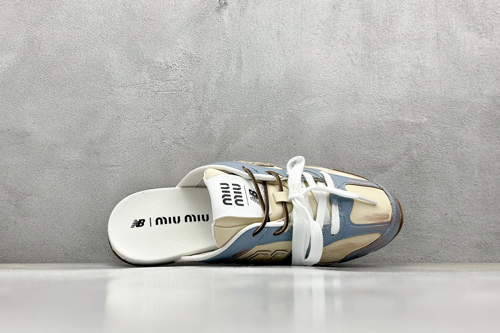  
J版 MiuMiu x New Balance 530系列 意大利奢侈品牌/缪缪联名款 低帮经典复古
