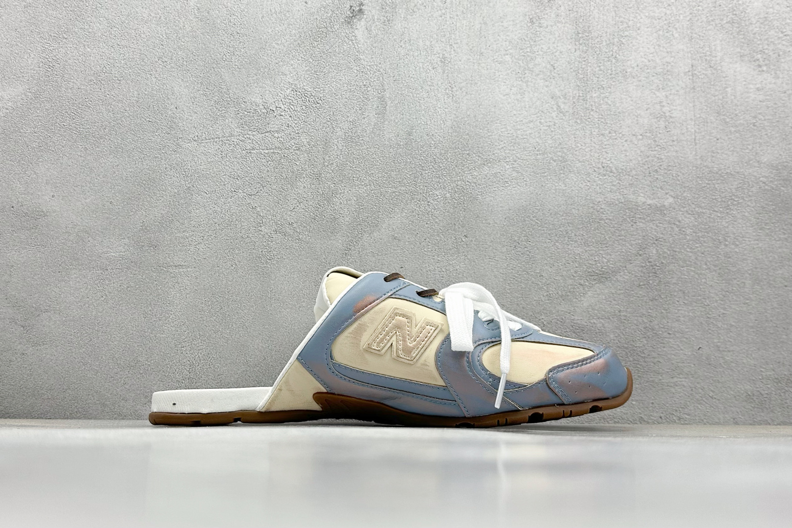  
J版 MiuMiu x New Balance 530系列 意大利奢侈品牌/缪缪联名款 低帮经典复古