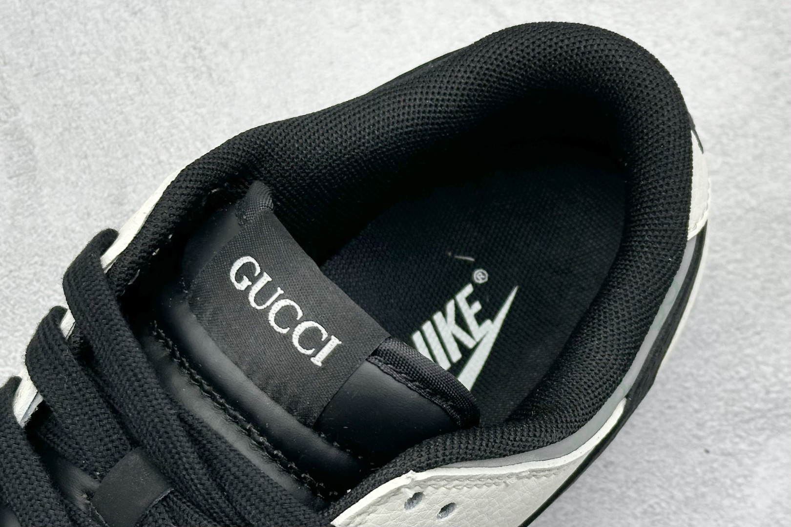 Nike SB Dunk Low x GUCCI 白灰黑小钩 XD1588-204
