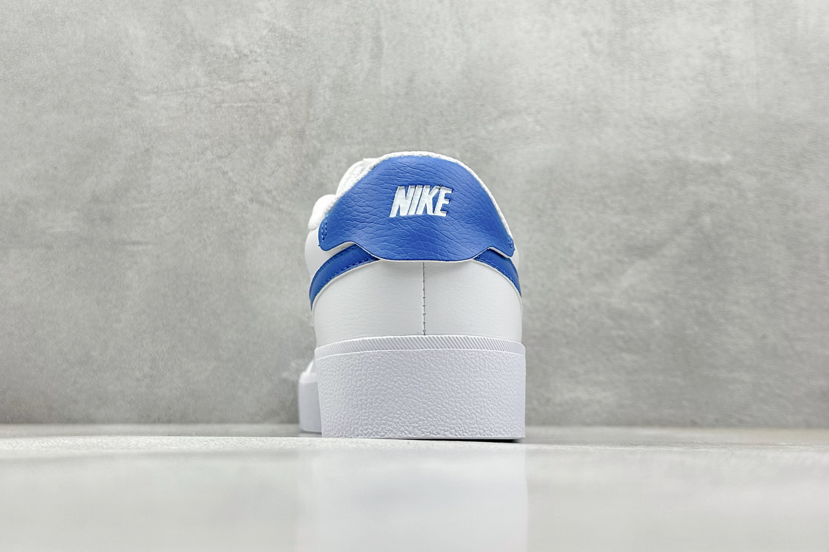 终端放店
GX版 Nike Court SHOT 时尚百搭 防滑耐磨 低帮 板鞋 

货号：FQ814