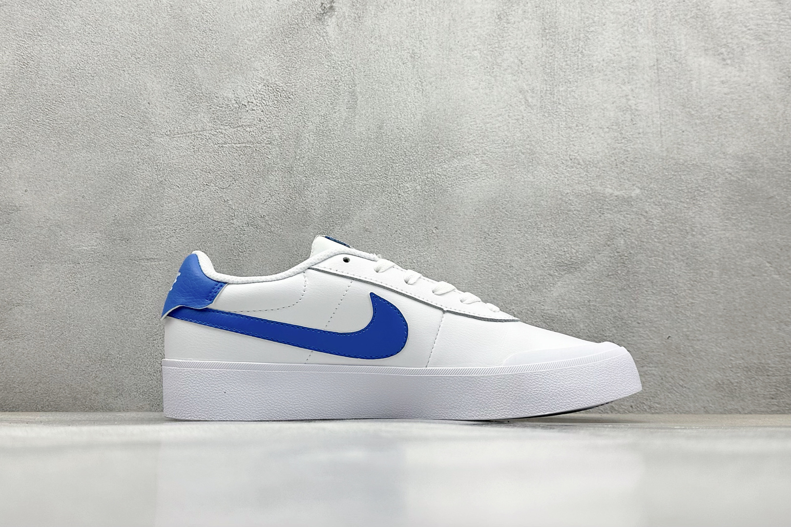  终端放店
GX版 Nike Court SHOT 时尚百搭 防滑耐磨 低帮 板鞋 

货号：FQ814