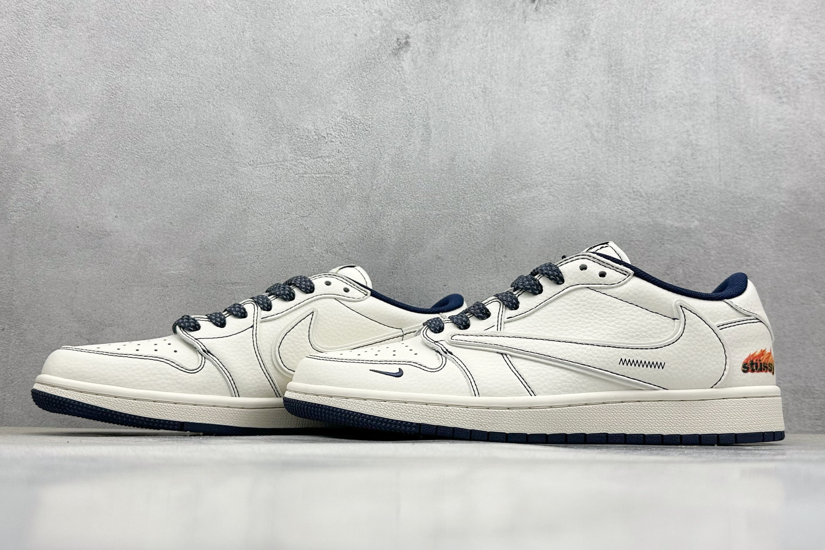 终端放店
XC版 Travis Scott x Fragment Design x Air Jorda