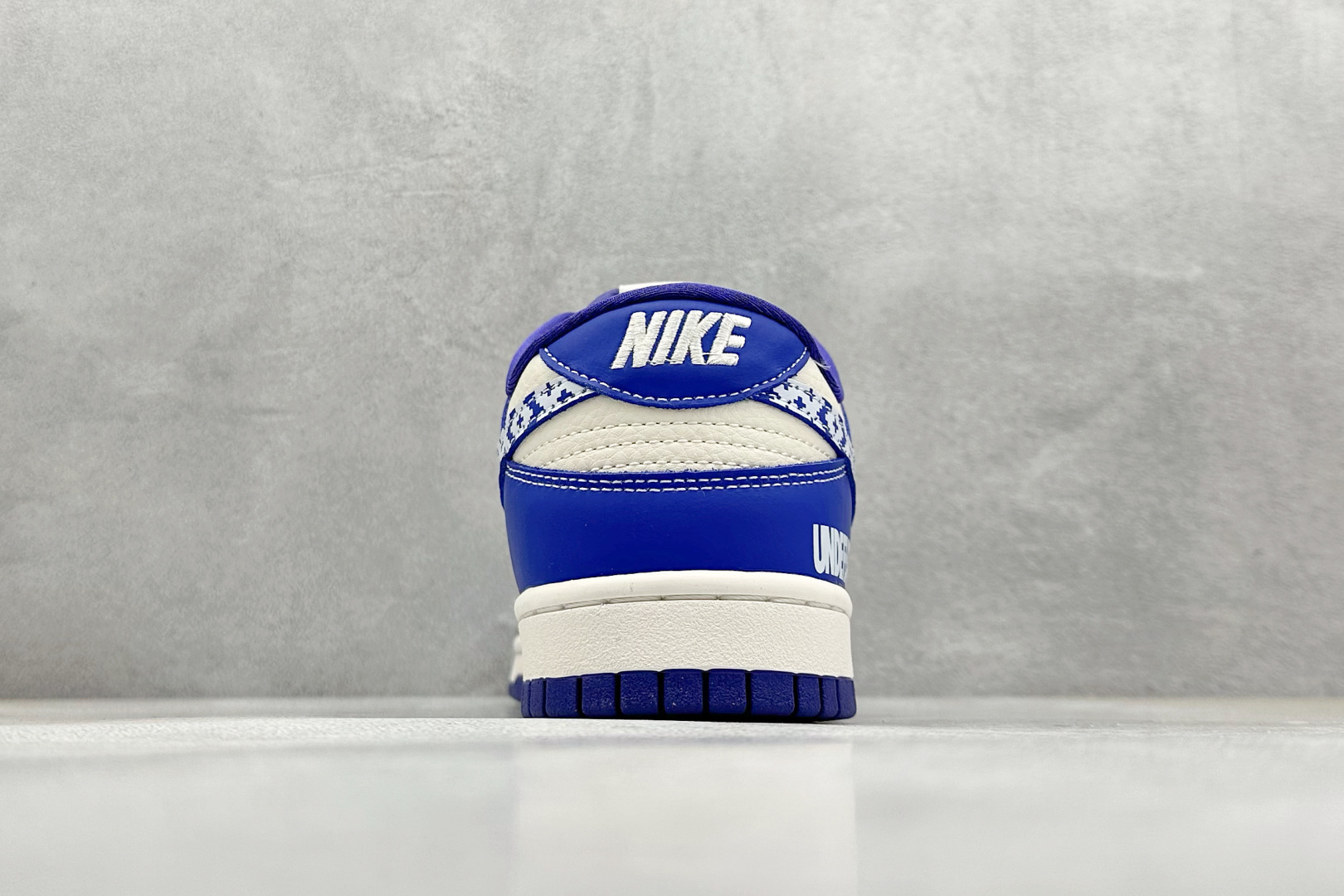 终端放店
XC版 Nike SB Dunk Low UN系列 马赛克蓝勾 周年高端定制 低帮休闲板鞋
