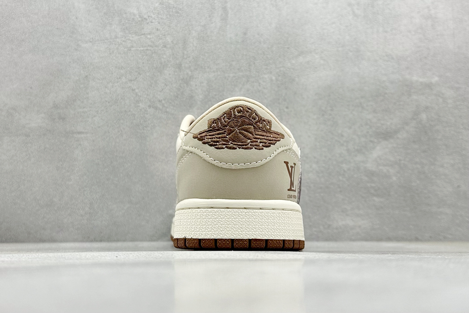 终端放店
XC版 Travis Scott x Fragment Design x Air Jorda