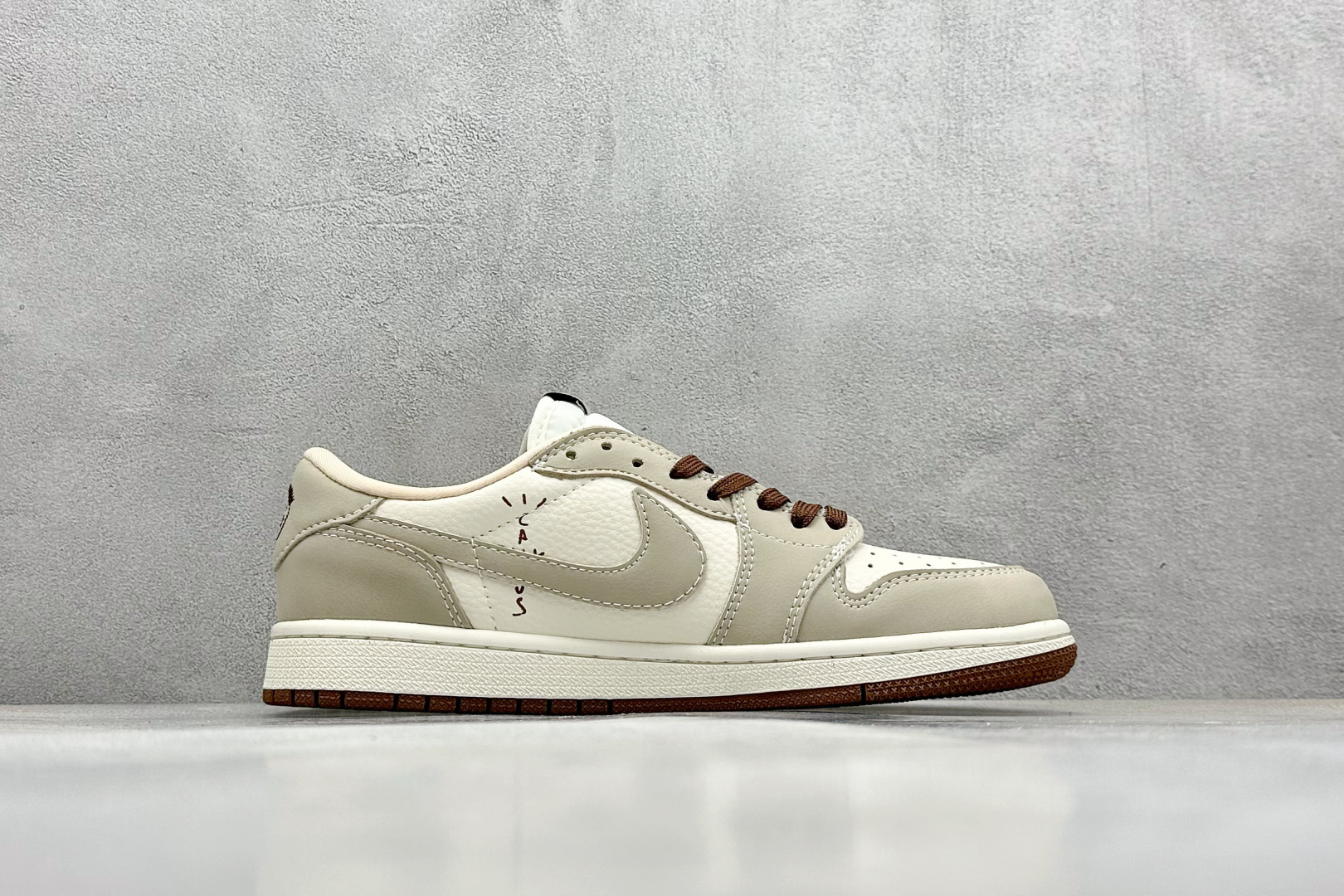 终端放店
XC版 Travis Scott x Fragment Design x Air Jorda